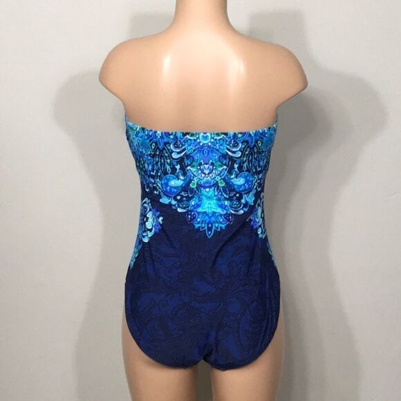 Lauren Ralph Lauren blue & green paisley swimsuit. Size 14 - Picture 5 of 9